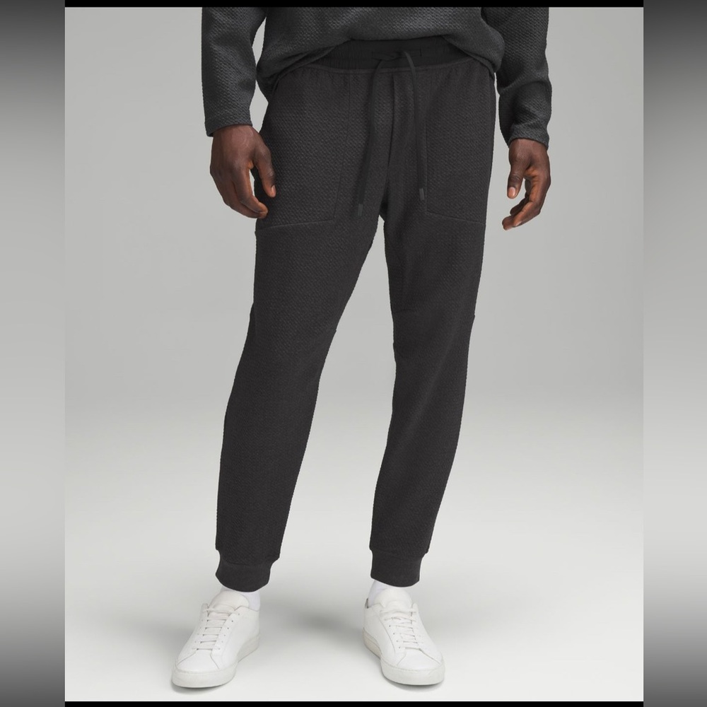 NWT! Mens Lululemon @Ease Jogger